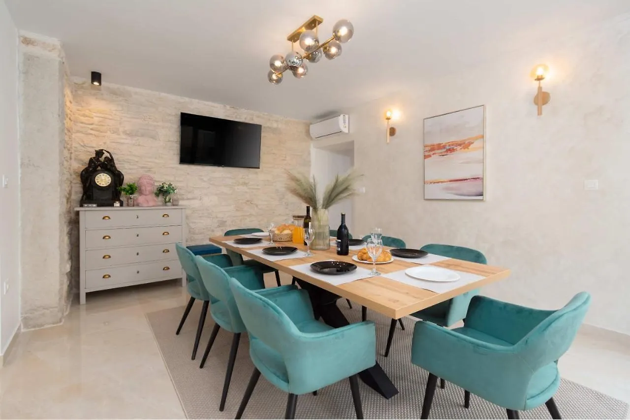 Kringa Villa Simone - Designer - Modern & Heritage Mix - Enclosed - Office קרואטיה