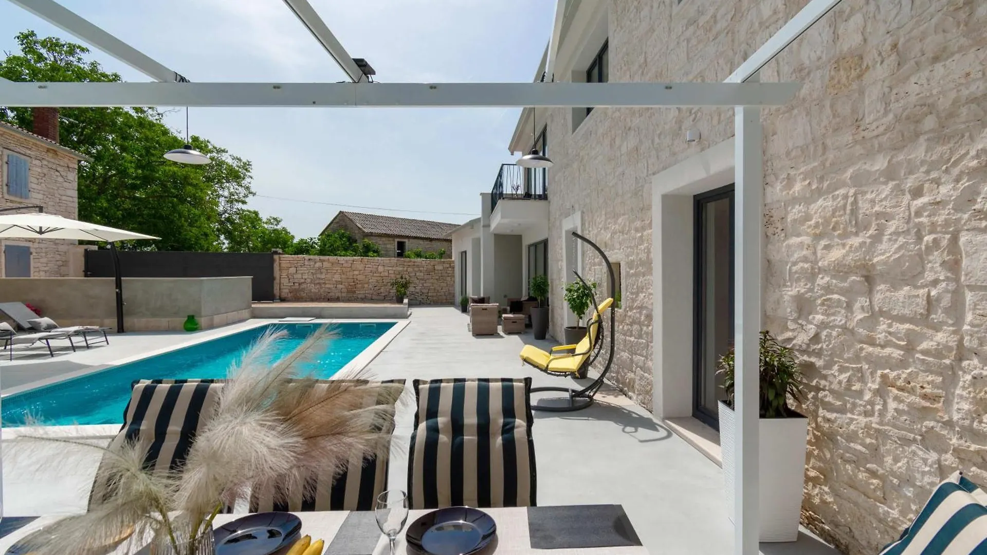 Kringa Villa Simone - Designer - Modern & Heritage Mix - Enclosed - Office 0*,  קרואטיה